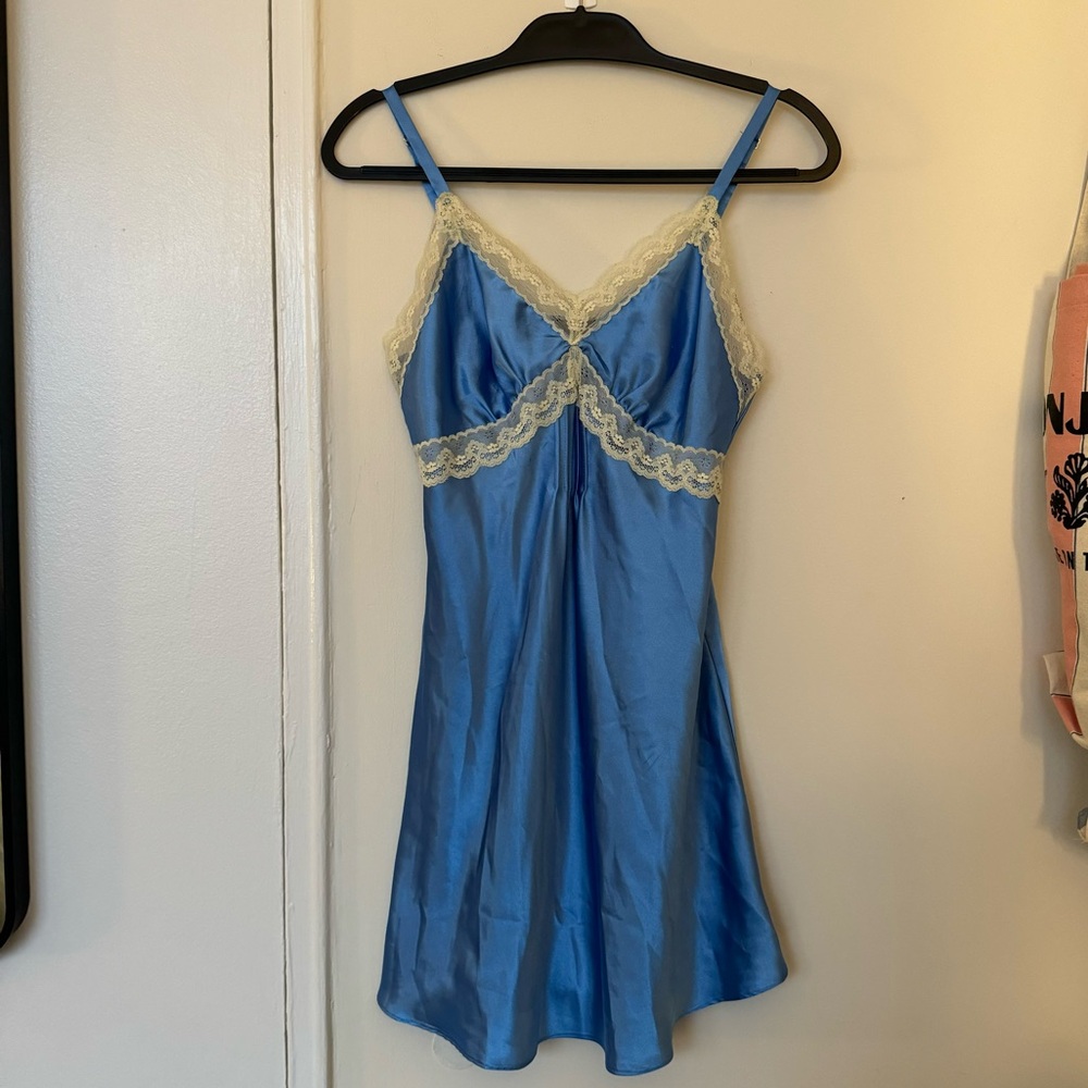 ❌ SOLD ❌ Vintage Jones New York Blue Mini Slip Dress - Picture 2 of 6